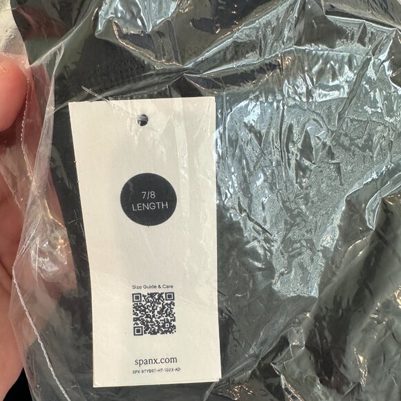 New Spanx Booty Boost 7/8 Leggings Black Tags Attached Size M - Picture 6 of 6